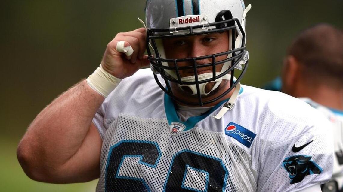 With Ryan Kalil still sidelined, Panthers’ Tyler Larsen is front and center