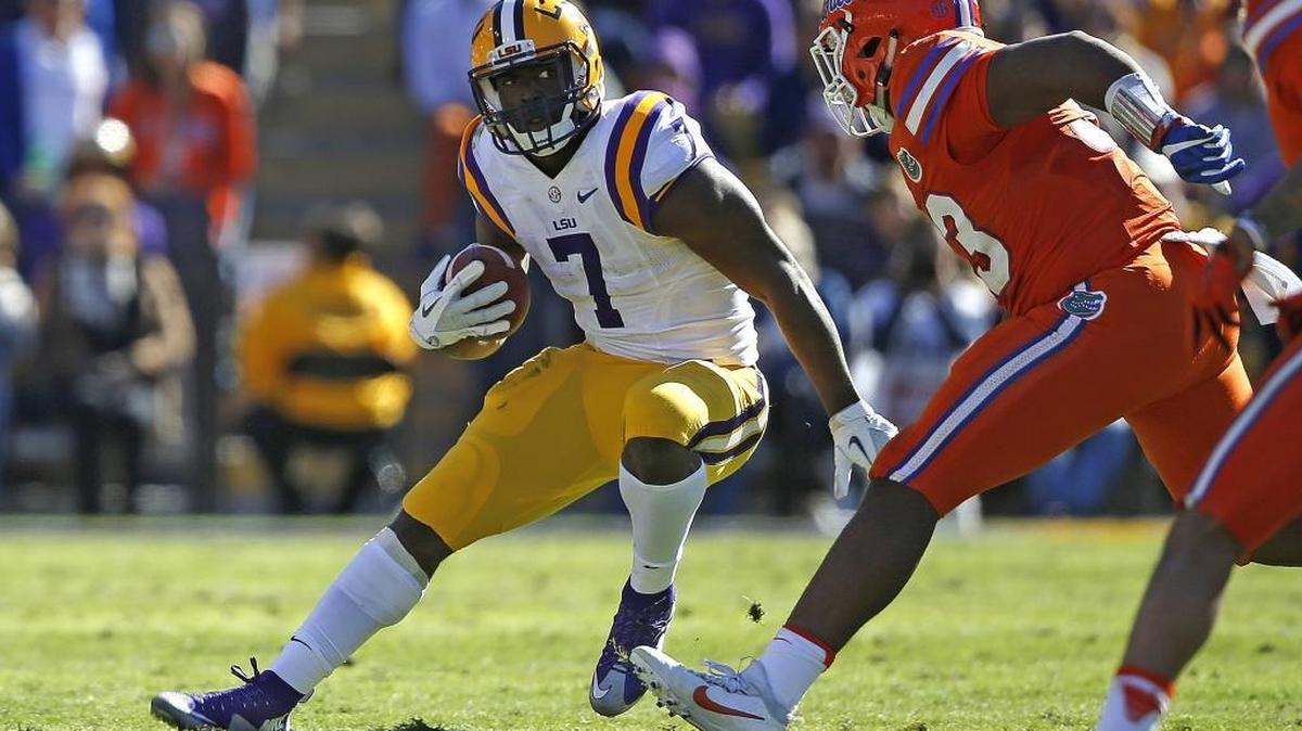 LSU running back Leonard Fournette (7) was mocked to the Carolina Panthers at No. 8 by draft analyst Mel Kiper, but with a performance caveat.