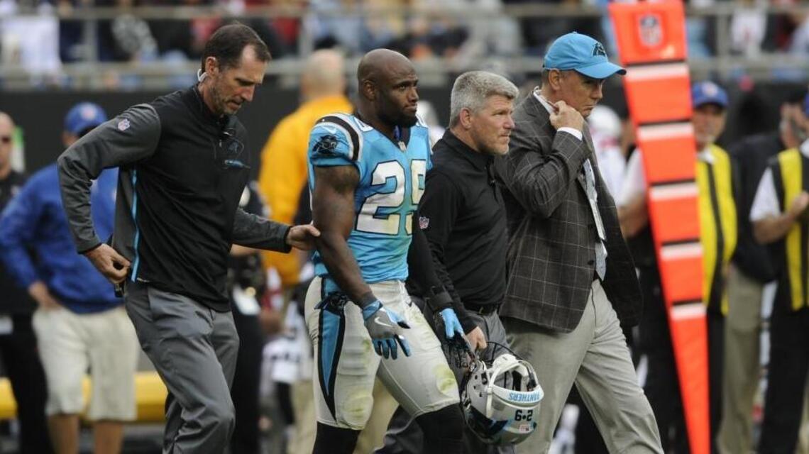 Panthers safety Mike Adams suffers ‘stinger,’ but awaits x-ray confirmation