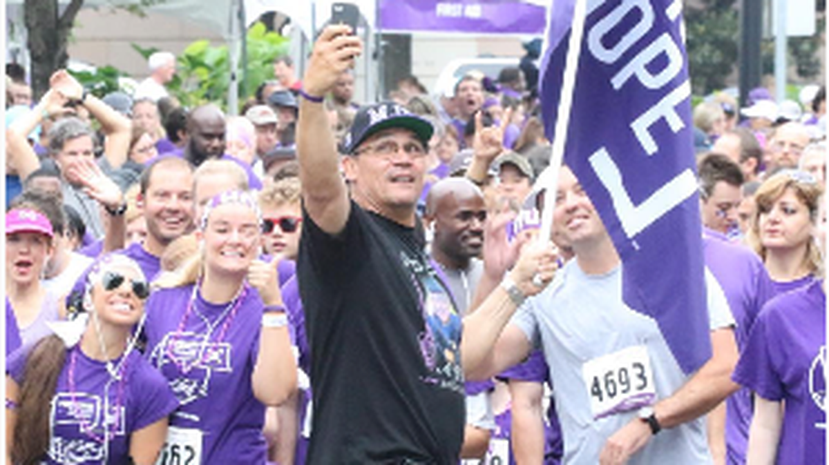 Ron Rivera at the 2015 PurpleStride race