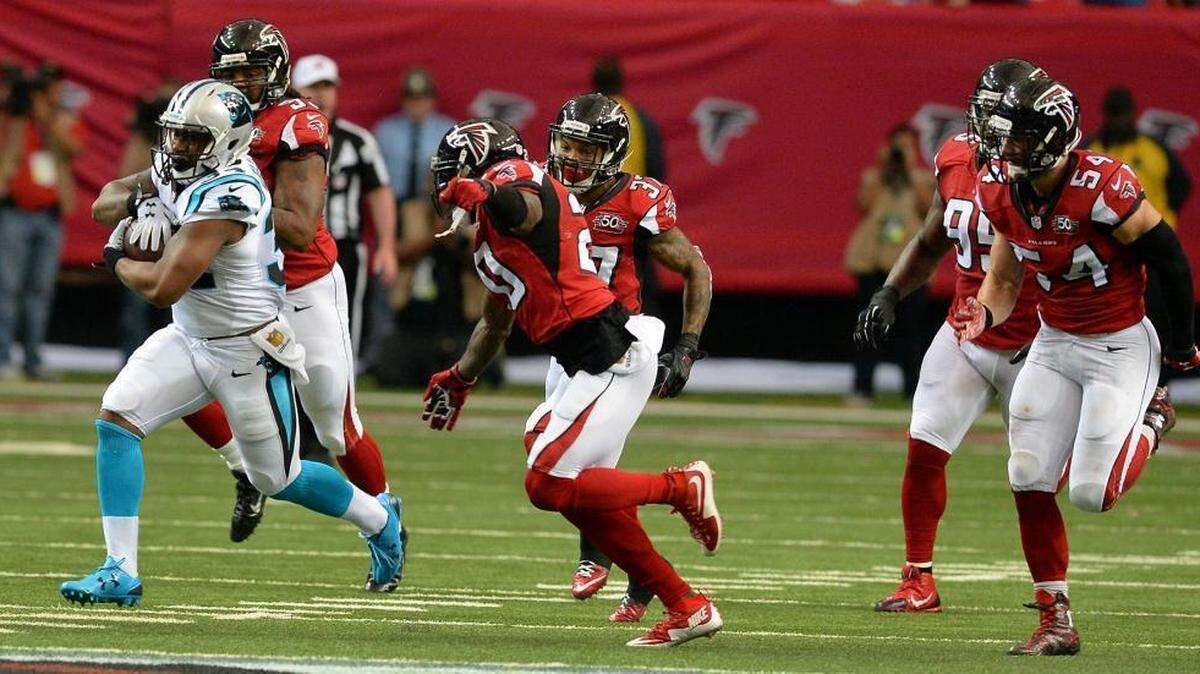 Carolina Panthers running back Cameron Artis-Payne runs for a scond-quarter gain on Sunday against the Atlanta Falcons. Atlanta beat Carolina 17-13.