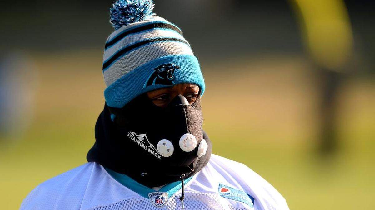 Carolina Panthers running back Jonathan Stewart (foot) was on the practice field Wednesday, working on the side with wide receiver Ted Ginn Jr. (leg).