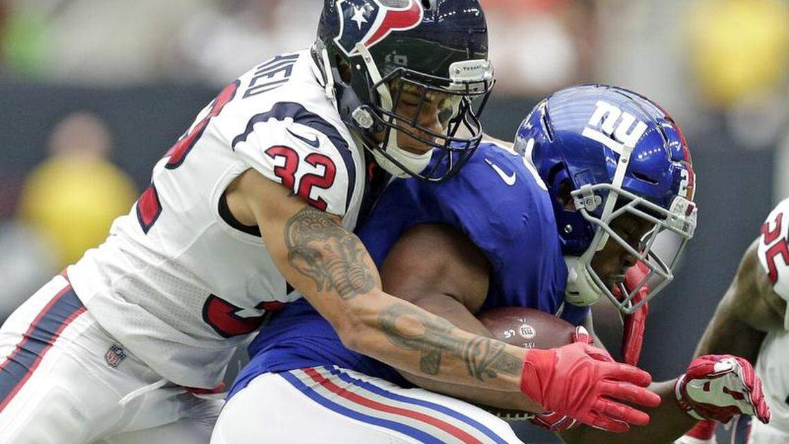New York Giants running back Jonathan Stewart, right, played for the Carolina Panthers from 2008-2017.