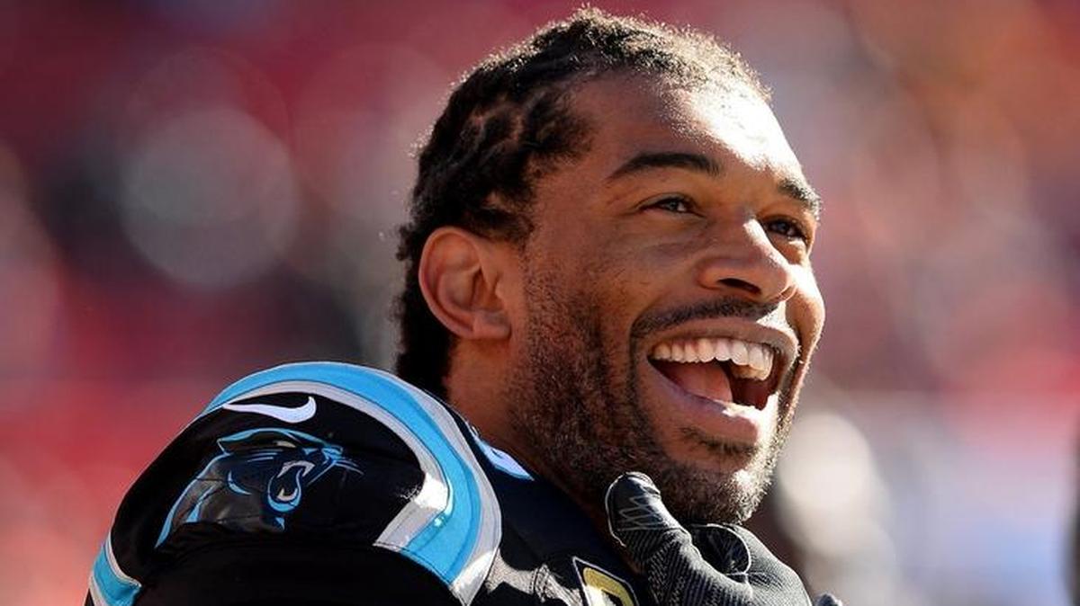 The Carolina Panthers are second in the NFL in sacks with 27, led by veteran defensive end Julius Peppers, who has 7.5 for the season.