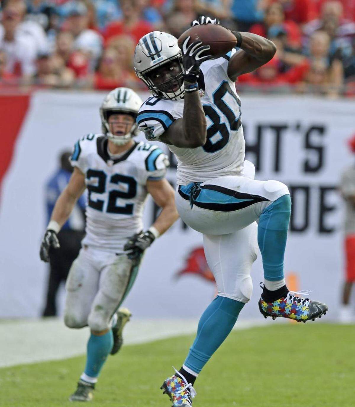 Carolina Panthers tight end Ian Thomas (80) makes a reception against the Tampa Bay Buccaneers during the second half of their game at Raymond James Stadium on Sunday, December 2, 2018. The Buccaneers won 24-17.