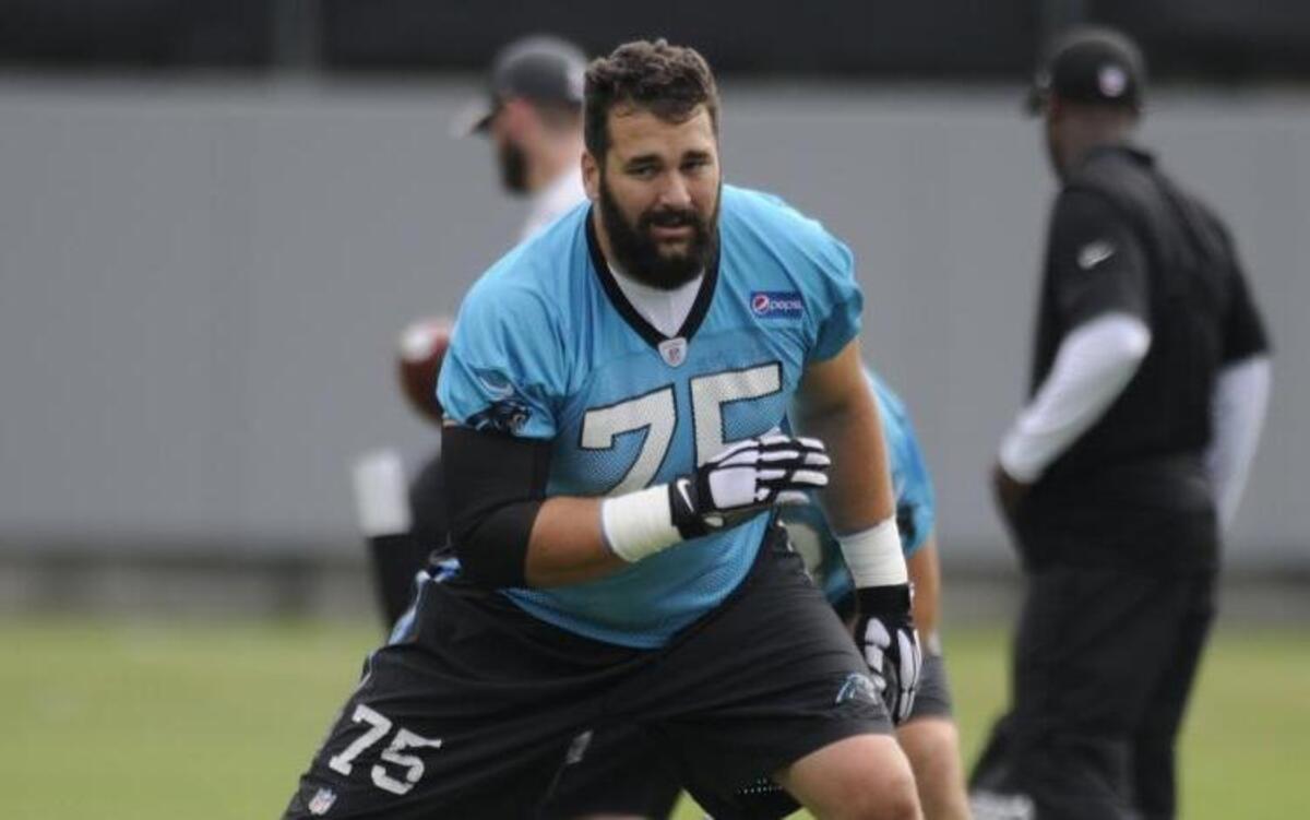 Carolina Panthers tackle Matt Kalil (75) signed a $55 million contract to protect Cam Newton’s blind side.