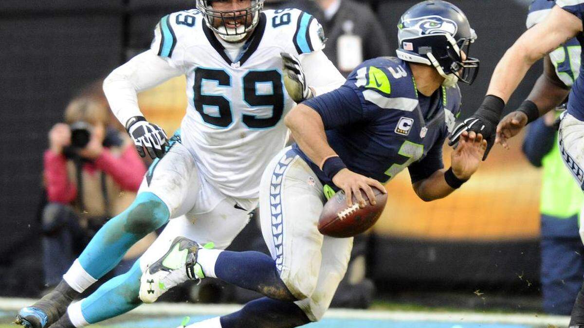 Carolina Panthers defensive end Jared Allen (69) has a broken bone in his foot and may miss the rest of the postseason.