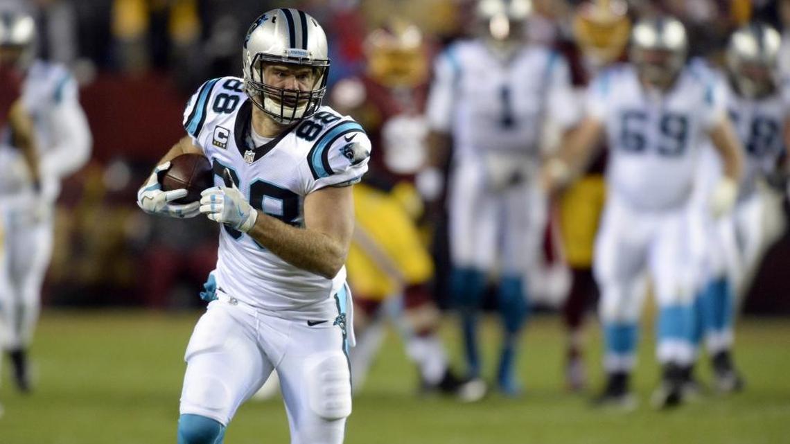 Panthers tight end Greg Olsen, shown Monday during Carolina’s 26-15 victory at Washington, was named to the Pro Bowl on Tuesday. It is his third straight Pro Bowl selection.