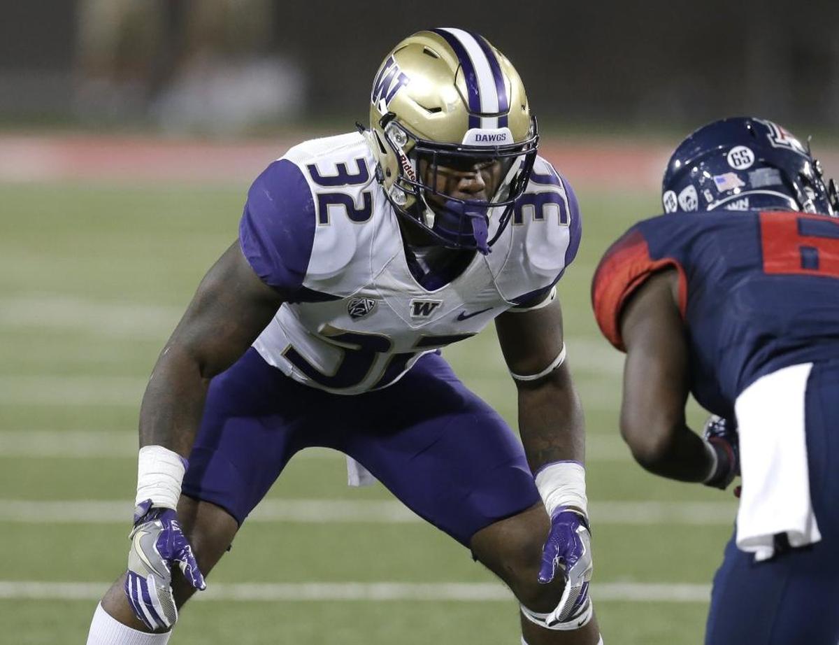 Washington defensive back Budda Baker (32) plays smart, fast and bigger than his frame.