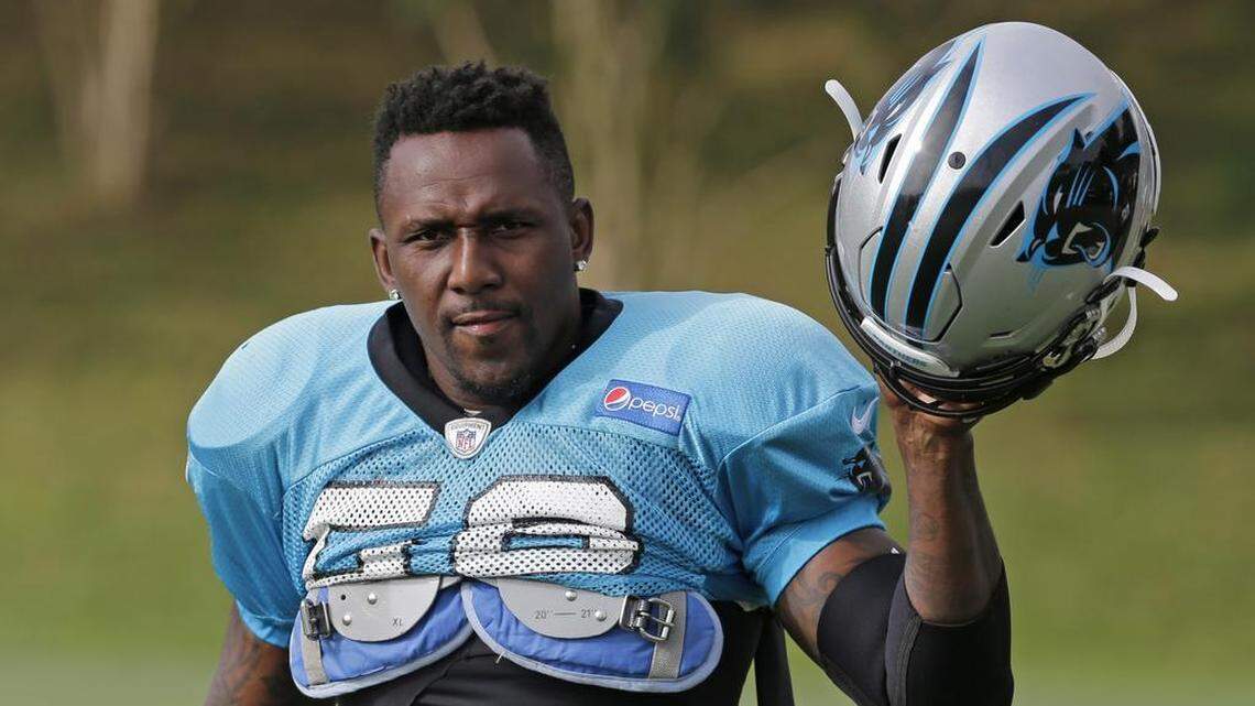 Thomas Davis will sign a one-day contract to retire as a Carolina Panther.