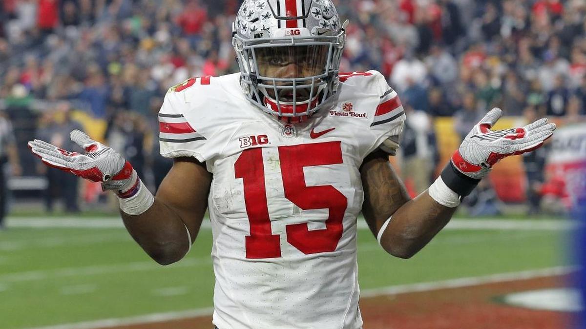 Ohio State running back Ezekiel Elliott is a versatile, every-down back who ran for 100 yards in 22 of 39 games for Buckeyes.
