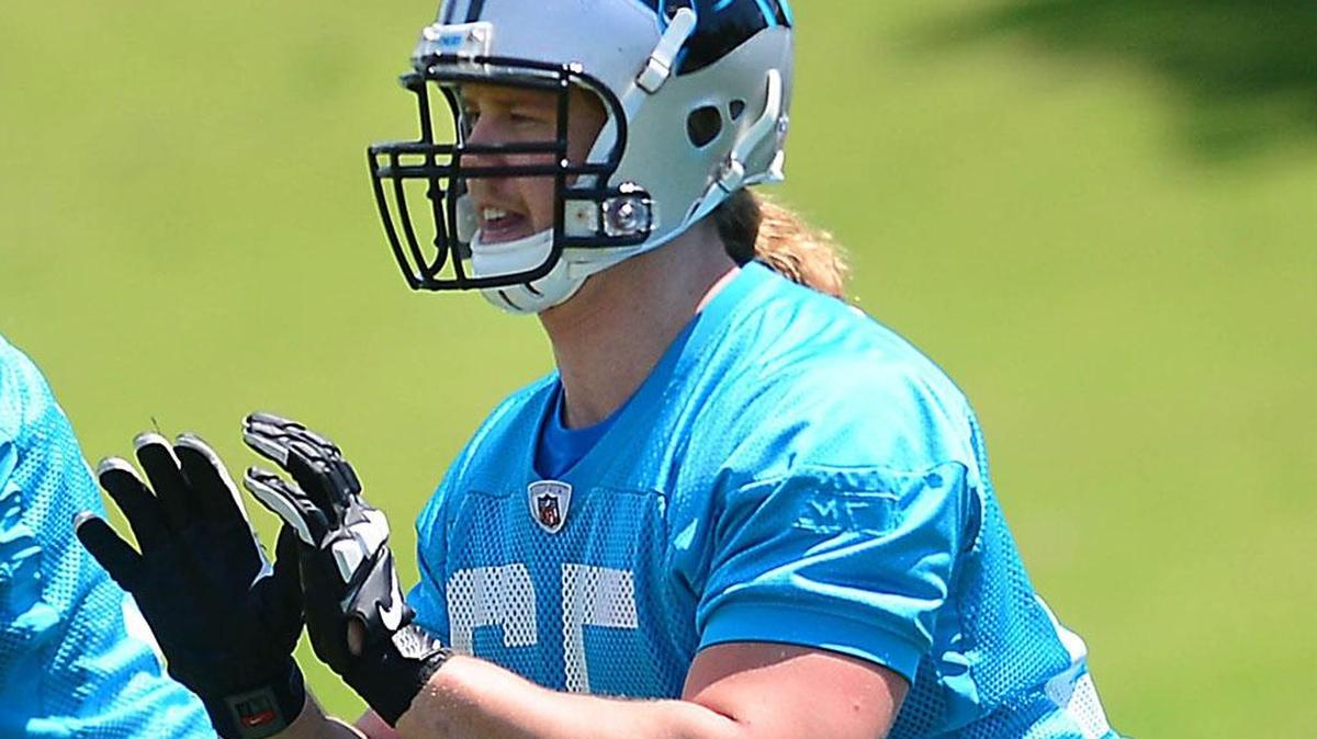 
The Carolina Panthers signed second-year offensive tackle David Foucault from the practice squad and waived defensive end Wes Horton on Saturday.


