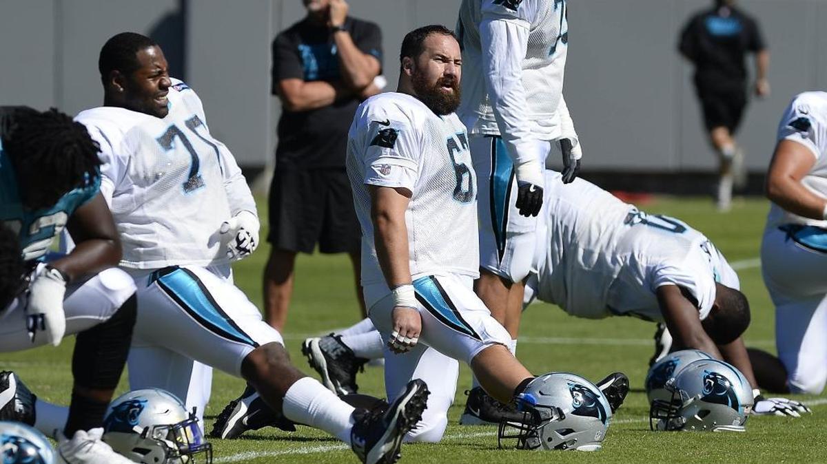 Carolina Panthers center Ryan Kalil (67) warms up during practice on Wednesday, October 18, 2017. Kalil is active Sunday against the New York Jets.