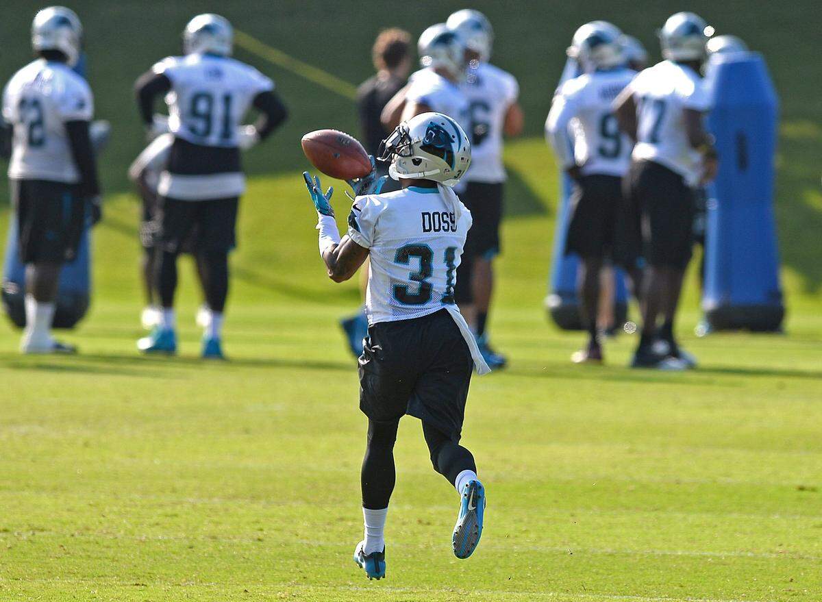 Carolina Panthers cornerback Lorenzo Doss catches a deep pass during minicamp on Wednesday, June 13, 2018.