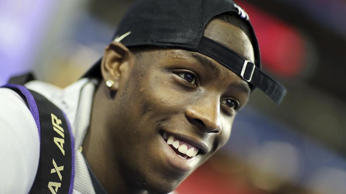 Washington Huskies wide receiver John Ross is scheduled to work out for the Carolina Panthers.