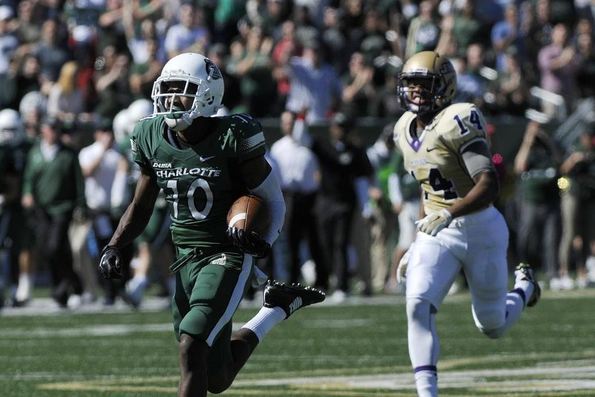 Wide receiver Austin Duke (10) finished his career as the Charlotte 49ers’ all-time leader in receptions (253), receiving yards (3,437) and receiving touchdowns (24).