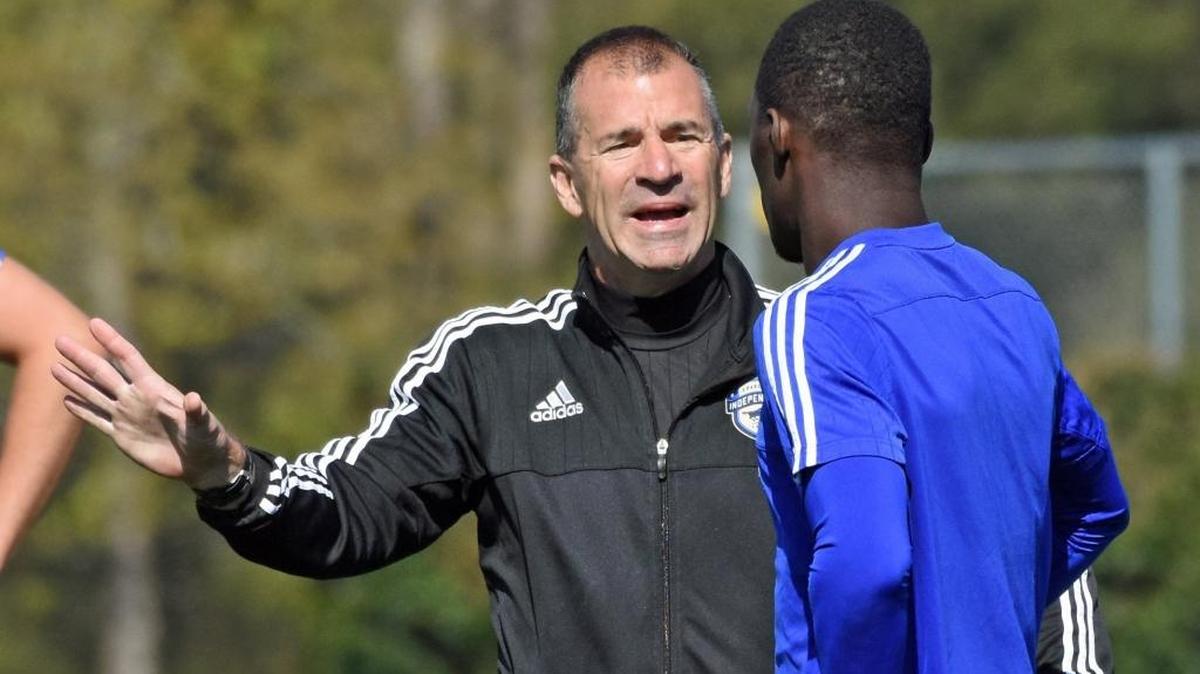 The Charlotte Independence and coach Mike Jeffries open their season Saturday against the Charleston Battery.