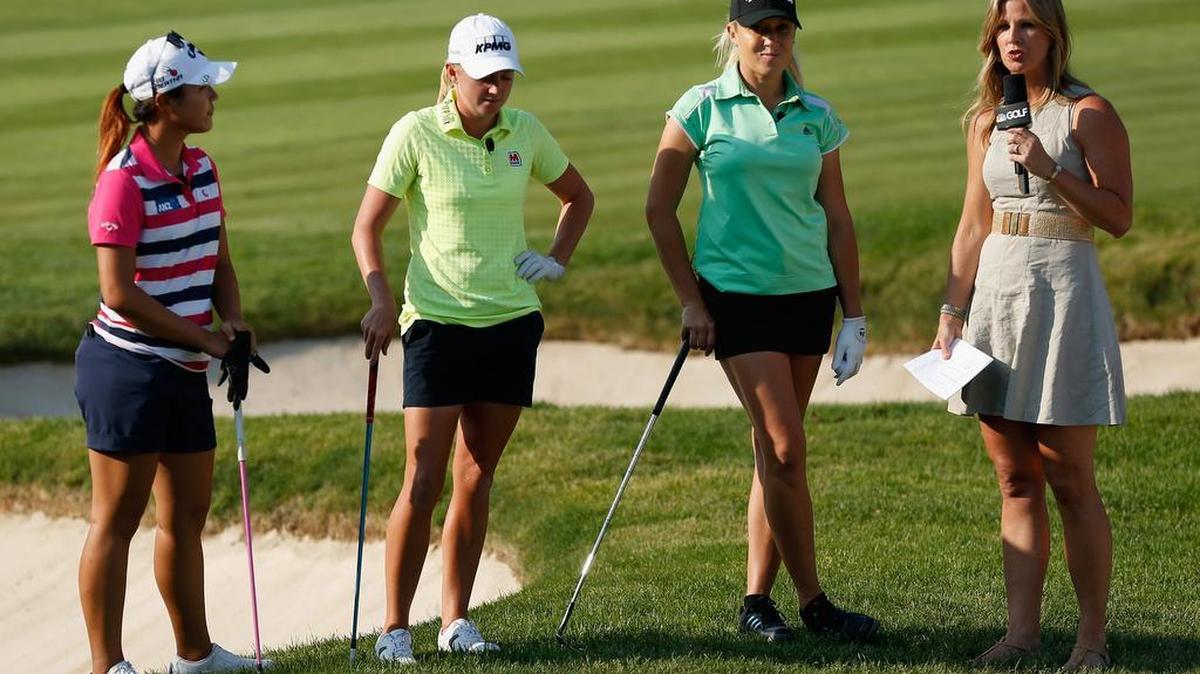 
Kelly Tilghman of the Golf Channel chats with Lydia Ko of New Zealand, Stacy Lewis and Natalie Gulbis during the LPGA Player Showcase prior to the start of the KPMG Women's PGA Championship on the West Course at the Westchester Country Club on June 10, 2015 in Harrison, New York. 

