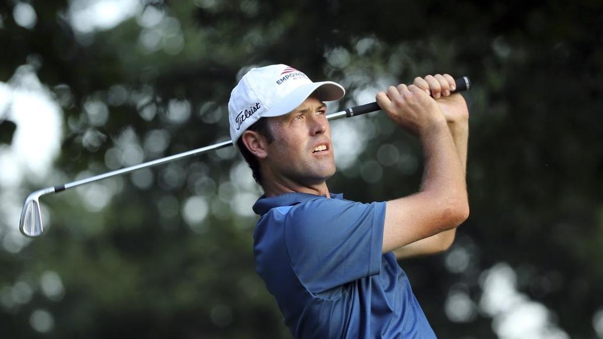 Robert Streb watches his tee shot on the eighth hole during Friday’s second round of the PGA Championship at Baltusrol Golf Club in Springfield, N.J. Streb shot the day’s best round, a 7-under 63 to share the second-round lead with Jimmy Walker at 9-under par.