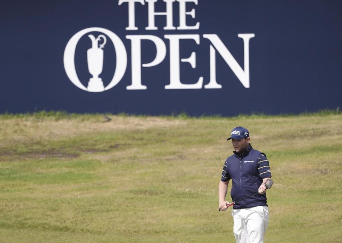 South Africa's Branden Grace on Saturday became the first player to shoot 62 in major championship history.