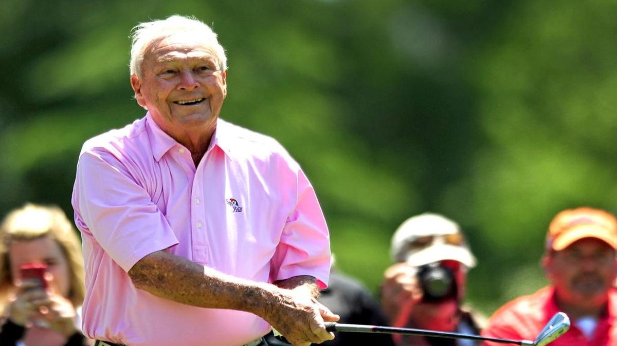 Legendary golfer Arnold Palmer, pictured during the 2011 Wells Fargo Championship Pro-Am at Quail Hollow Club, died in September. Former Observer columnist Ron Green Sr. says he’s thankful for the last time he shared a hug with Palmer.
