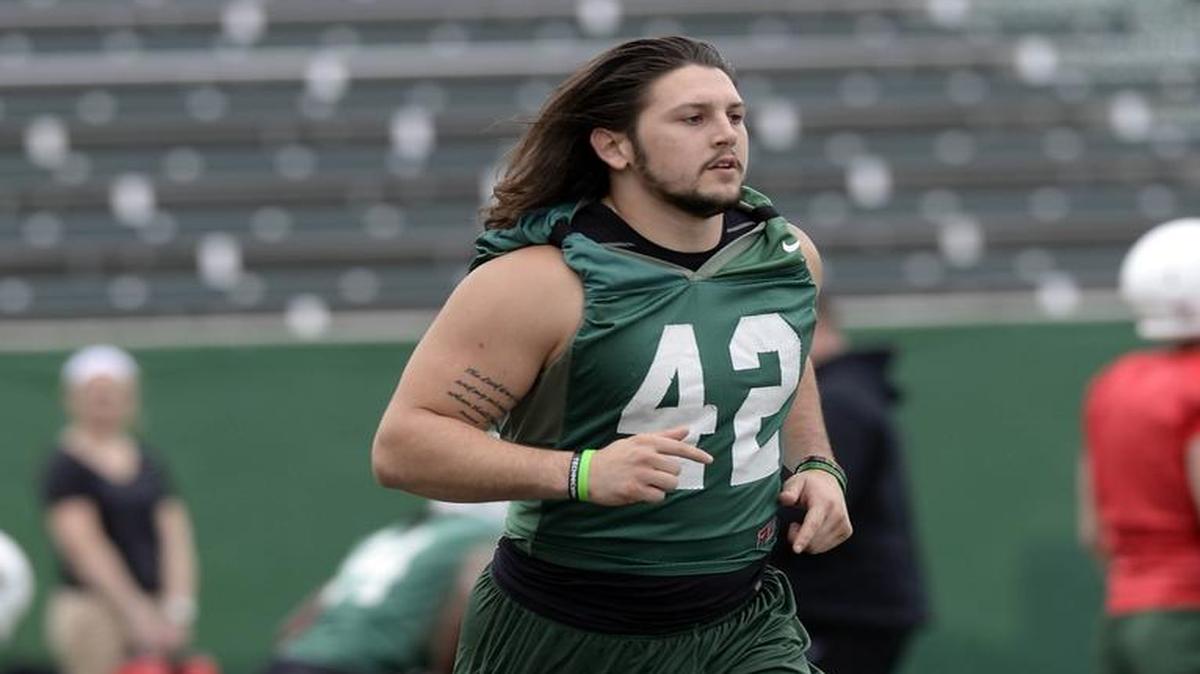 
Charlotte 49ers middle linebacker Caleb Clayton-Molby wasn’t supposed to be playing football this season, so his mother told him to view each day he does as a blessing. 
