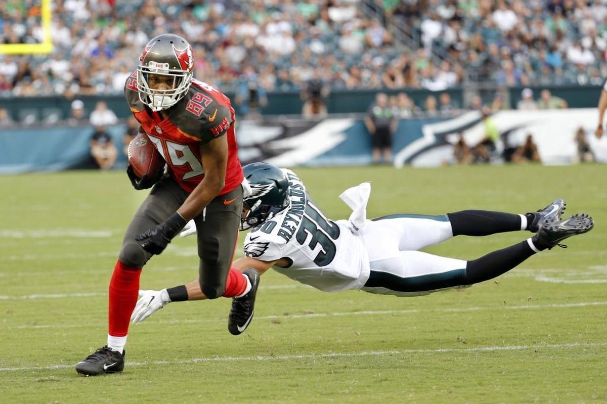 Tampa Bay’s Russell Shepard caught a career-high 23 passes in 2016, most of them after the Buccaneers’ Vincent Jackson got hurt.