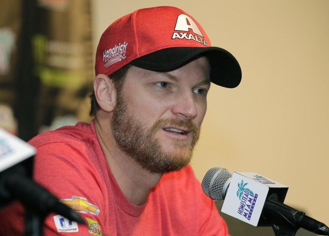 Dale Earnhardt Jr. played the Good Samaritan -- twice -- during last week’s snowstorm in North Carolina. But he also hit a pine tree with his jeep while driving too fast, he said Tuesday.