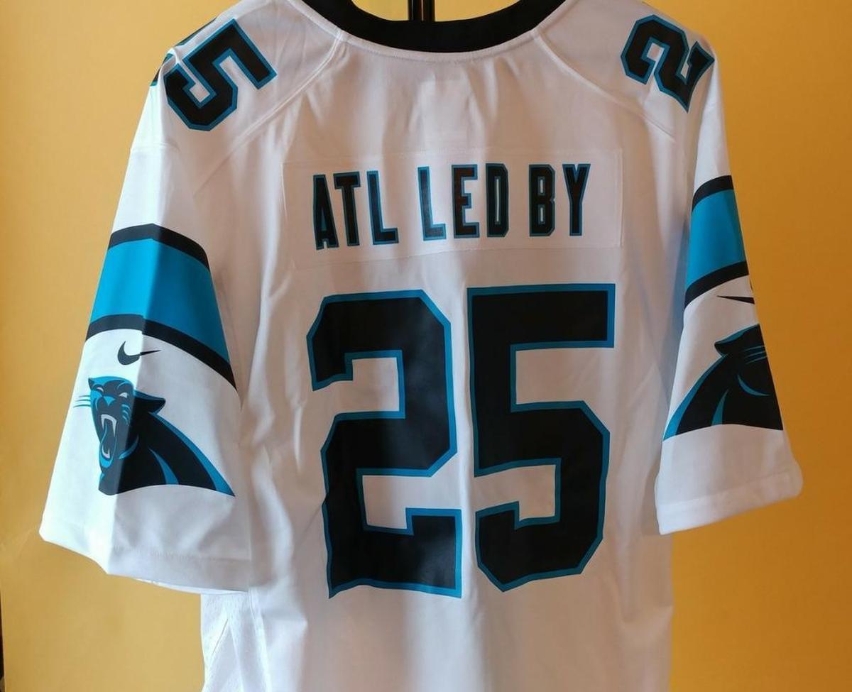 Daniel Solomon has always liked the number “25” and in past years has had jerseys with that number and his own last name atop the numerals. This year he thought he would try something different.