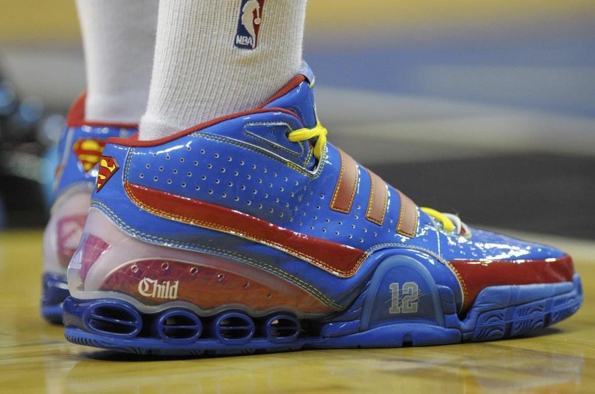 Dwight Howard wore a pair of Superman-themed basketball shoes in 2008 while playing for the Orlando Magic.