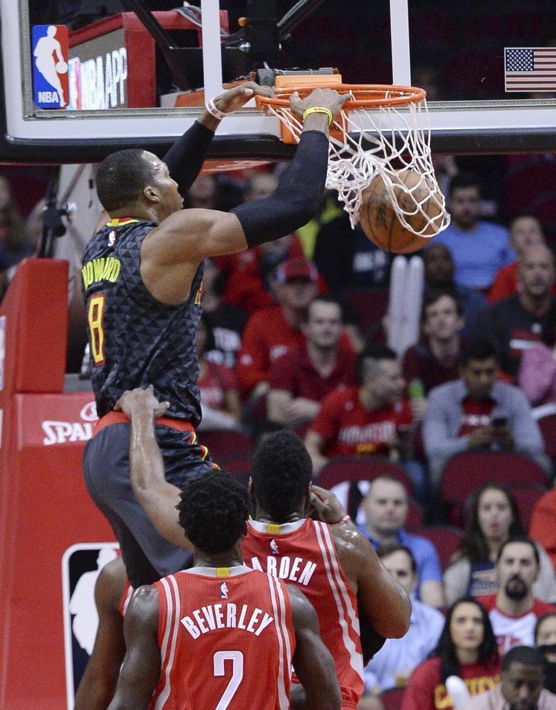 Dwight Howard’s best offensive weapon has long been the dunk, but like all NBA big men he has occasionally found himself at loose ends in today’s game that relies so much on “small ball” in which teams play without a true center on the court.