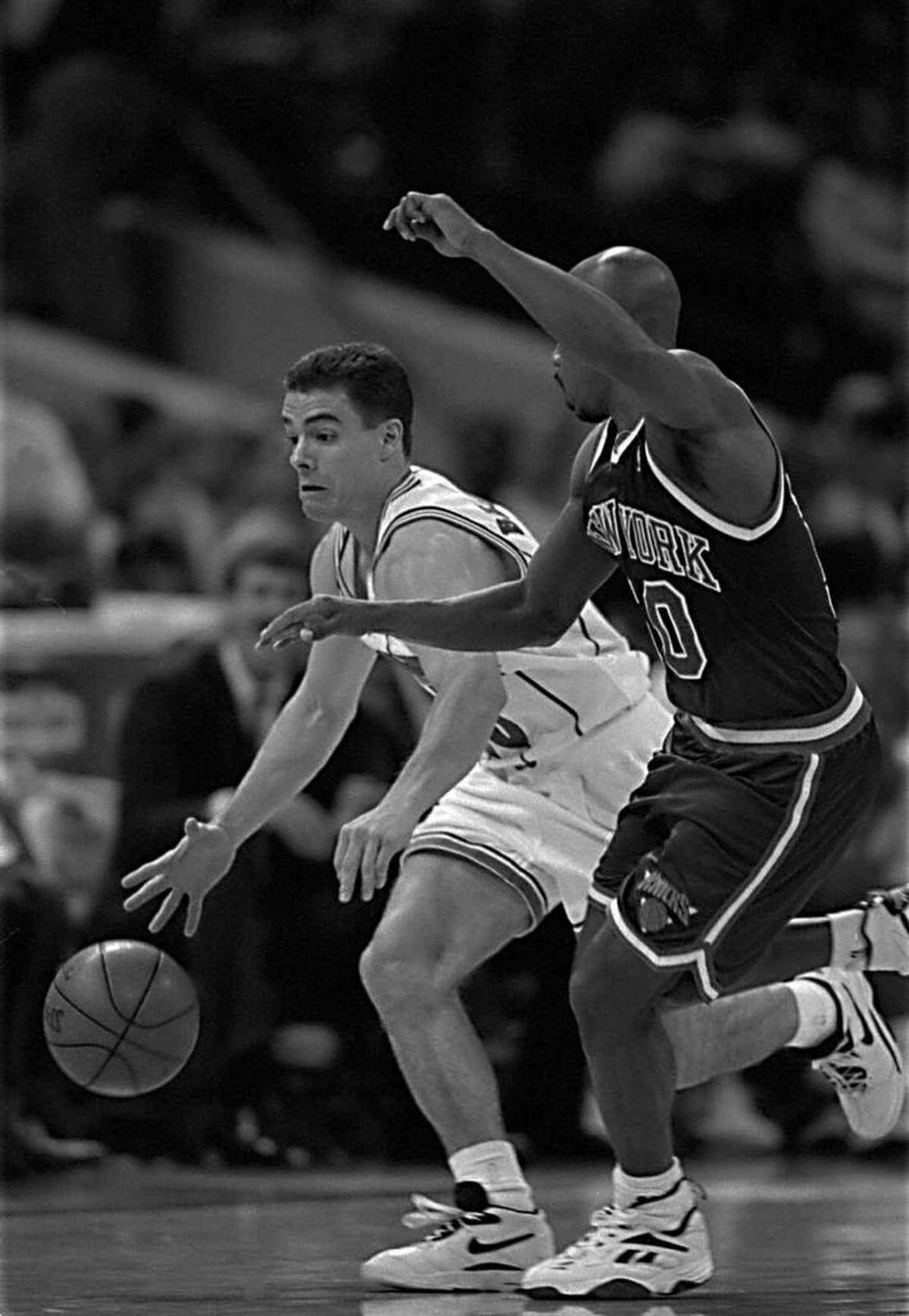 Tony Bennett (left) played three seasons for the Charlotte Hornets before becoming a college coach. His latest Virginia Cavaliers team may be the one that gets Bennett to his first Final Four.
