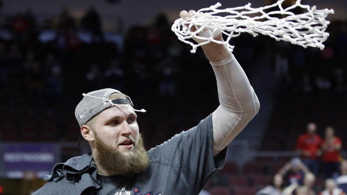 Gonzaga’s Przemek Karnowski (24) is a good reason to tune in for the Charlotte Hornets’ summer league games, but he isn’t the only one.