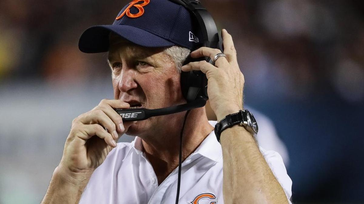 Chicagoo Bears coach John Fox is 1-8 at home in two seasons, and already has that wait-till-next-year look.