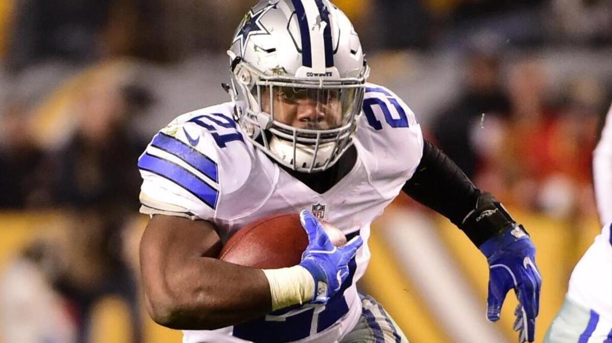 Dallas Cowboys running back Ezekiel Elliott (21) is leading the NFL in rushing as a rookie, but can his success change general managers’ views on the position?