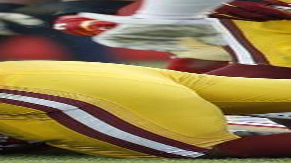 
Francisco 49ers inside linebacker Chris Borland (50) announced Monday that he is retiring after one season. He’s not willing to deal with the head trauma the NFL delivers to players. 
