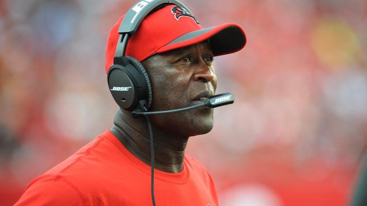 
Head coach Lovie Smith is 0-9 at home with the Tampa Bay Buccaneers. There’s a word for that: Not good. 
