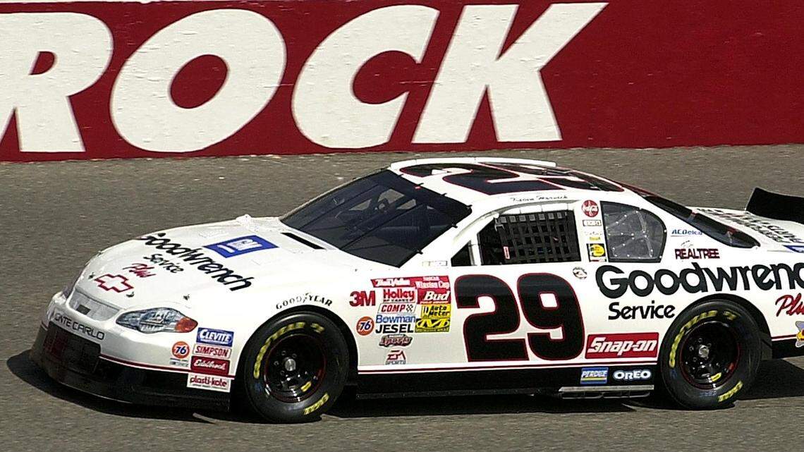 ‘It was a duty.’ What happened at Rockingham after Dale Earnhardt’s sudden death