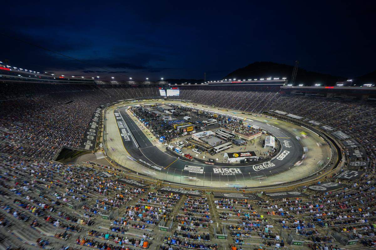 General scene during the Bass Pro Shops Night Race on Sept. 21, 2024, at Bristol Motor Speedway.